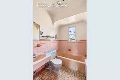 77-09 82nd Street, New York City, NY 11385 - Photo 15