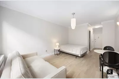 330 E 83rd Street #5-C, New York City, NY 10028 - Photo 3