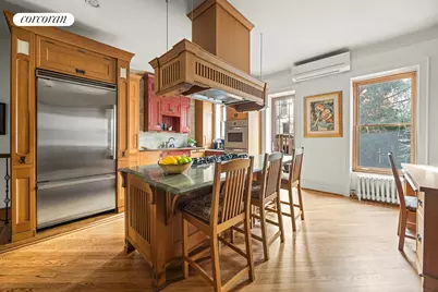 909 Union Street, New York City, NY 11215 - Photo 3