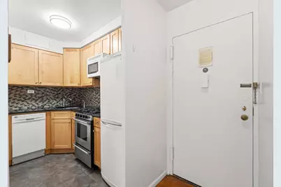310 W 56th Street #10E, New York City, NY 10019 - Photo 15