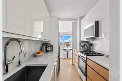 45 E End Avenue #10B, New York City, NY 10028 - Photo 9