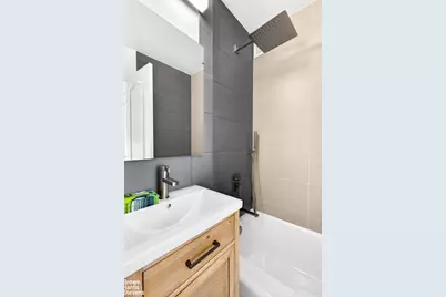 520 E 72nd Street #8U, New York, NY 10021 - Photo 9