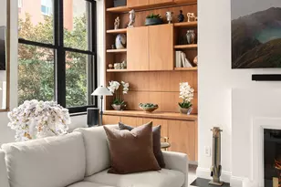 521 W 47th St, New York City, NY 10036 - Photo 3