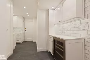 221 W 82 St, New York City, NY 10024 - Photo 5