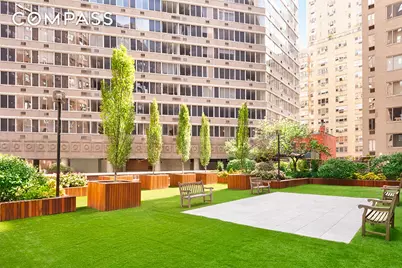 400 E 54th Street #22D, New York City, NY 10022 - Photo 17