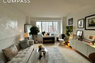 400 E 54th St, New York City, NY 10022 - Photo 1