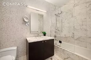 46-30 Center Blvd, New York City, NY 11109 - Photo 11