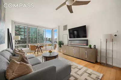 46-30 Center Boulevard #707, New York City, NY 11109 - Photo 1