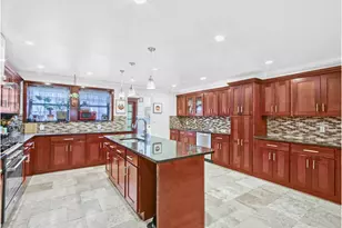 916 Putnam Ave, New York City, NY 11221 - Photo 9