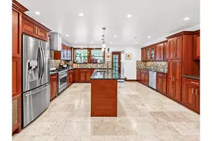 916 Putnam Ave, New York City, NY 11221 - Photo 3