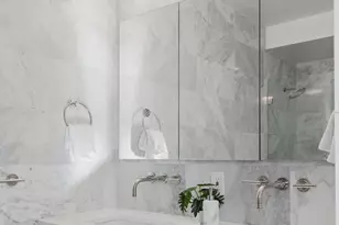 250 E 54th St, New York City, NY 10022 - Photo 5