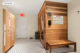 15 Union Square W, New York City, NY 10003 - Photo 27