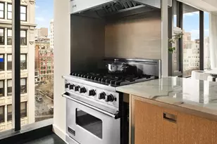 15 Union Square W, New York City, NY 10003 - Photo 11