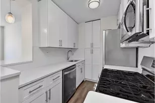 345 E 81st St, New York City, NY 10028 - Photo 5