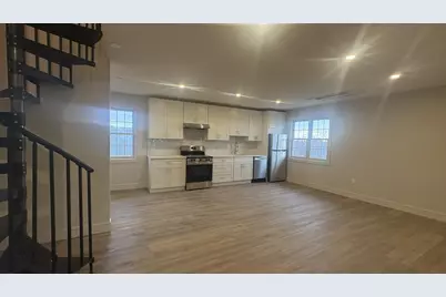 512 Beach 130th Street #3A, Rockaway Park, NY 11694 - Photo 3