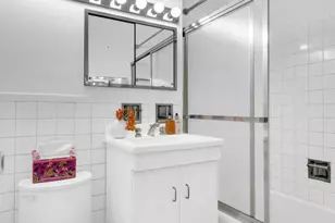 360 E 72nd St, New York City, NY 10021 - Photo 7