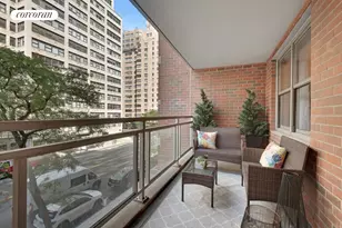 360 E 72nd St, New York City, NY 10021 - Photo 3