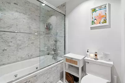 315 E 72nd Street #8-D, New York, NY 10021 - Photo 11