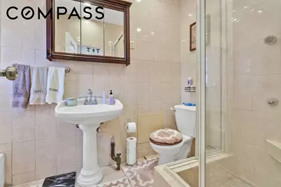 5401 Clarendon Road, New York City, NY 11203 - Photo 21