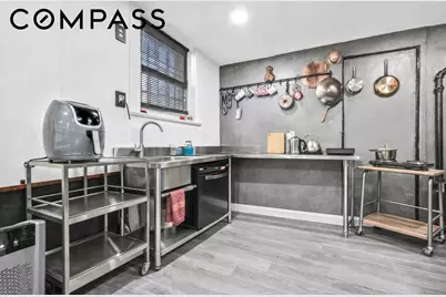 5401 Clarendon Road, New York City, NY 11203 - Photo 33