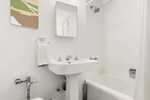 303 Beverley Rd, New York City, NY 11218 - Photo 7
