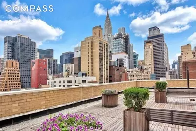 301 E 45th Street #5E, New York City, NY 10017 - Photo 7