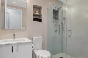 300 E 85th St, New York City, NY 10028 - Photo 9