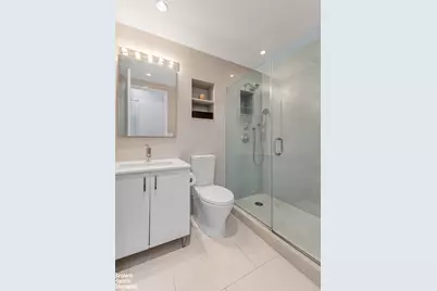 300 E 85th Street #1803, New York City, NY 10028 - Photo 7