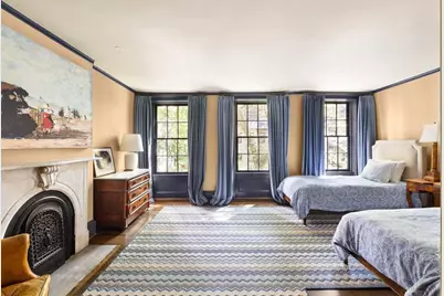 244 E 49th Street, New York City, NY 10017 - Photo 13