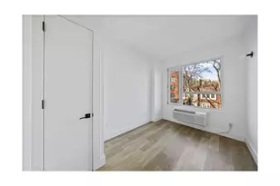 1042 President St, New York City, NY 11225 - Photo 5