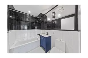 1042 President St, New York City, NY 11225 - Photo 9