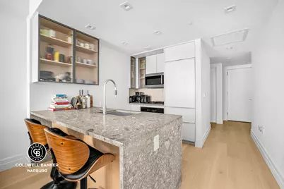 222 E Broadway #2B, New York City, NY 10002 - Photo 3