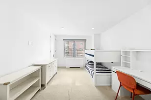 360 E 72nd St, New York City, NY 10021 - Photo 9