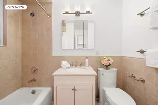 222 E 71st St, New York, NY 10021 - Photo 13