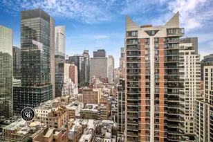 250 E 49th St, New York City, NY 10017 - Photo 7