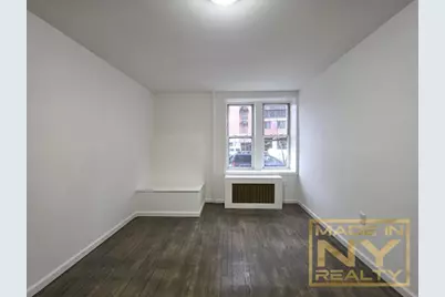 36-20 Parsons Boulevard #1B, Flushing, NY 11354 - Photo 5