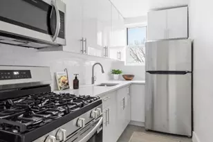 745 E 31st St, New York City, NY 11210 - Photo 5