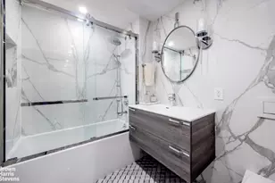 333 E 82nd St, New York City, NY 10028 - Photo 7