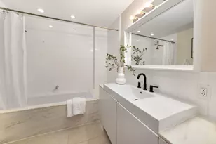 520 LaGuardia Pl, New York City, NY 10012 - Photo 9