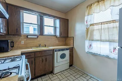 173-47 106th Avenue, New York City, NY 11433 - Photo 19