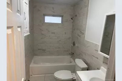 127-04 97th Avenue, New York City, NY 11419 - Photo 9