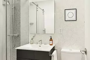 301 E 69th St, New York, NY 10021 - Photo 5