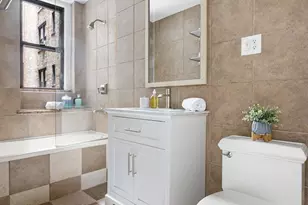 146 E 49th St, New York, NY 10017 - Photo 7