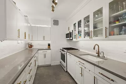 415 E 52nd Street #2-DA, New York City, NY 10022 - Photo 3