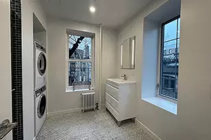 274 W 12th St, New York City, NY 10014 - Photo 3