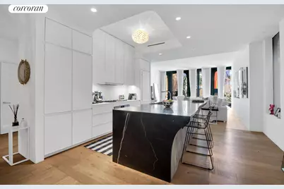 325 W Broadway #2A, New York City, NY 10013 - Photo 1