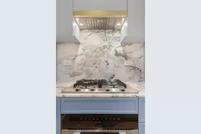 815 Broadway #302, New York City, NY 10003 - Photo 11