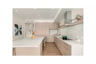 303 W 113th St, New York, NY 10026 - Photo 5