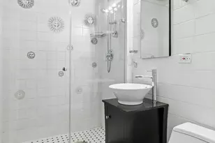 104 E 37th St, New York City, NY 10016 - Photo 5