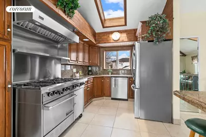 2102 E 73rd Street, New York City, NY 11234 - Photo 5